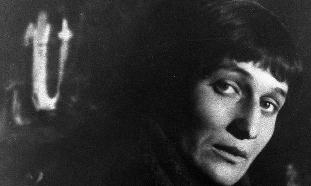 LA POESIA DEL GIORNO: AD ANNA ACHMATOVA DI MARINA IVANOVNA CVETAEVA